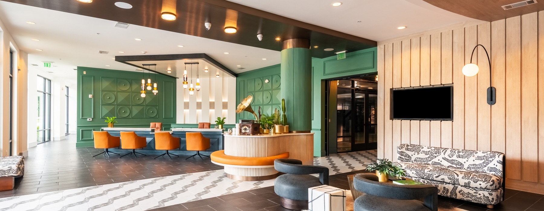 leasing office at Echo